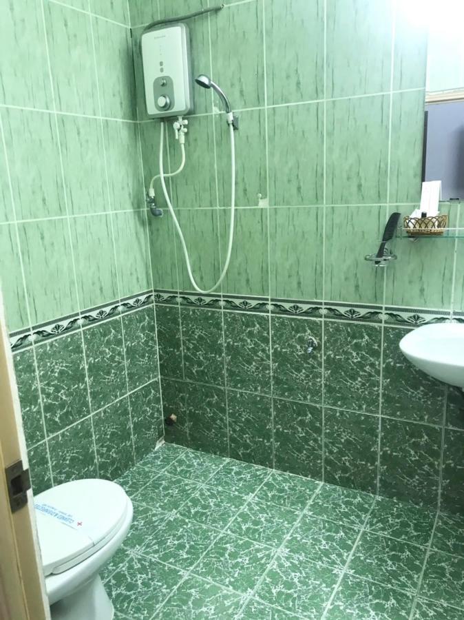 Huyen Tran Hotel Кантхо Экстерьер фото
